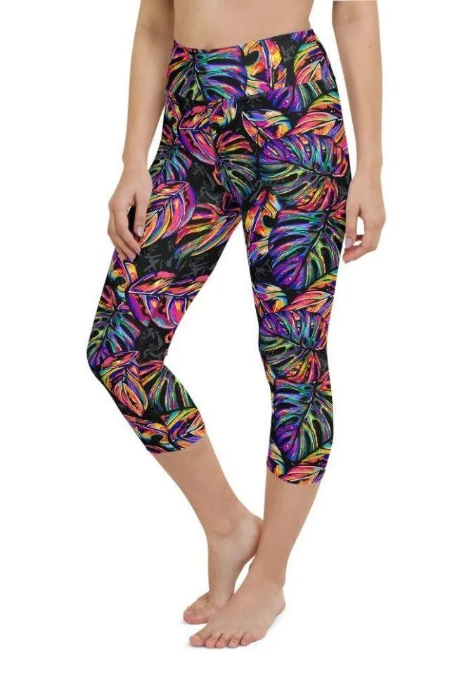 Artsy Tropical Yoga Capris