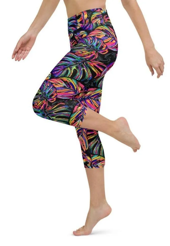 Artsy Tropical Yoga Capris