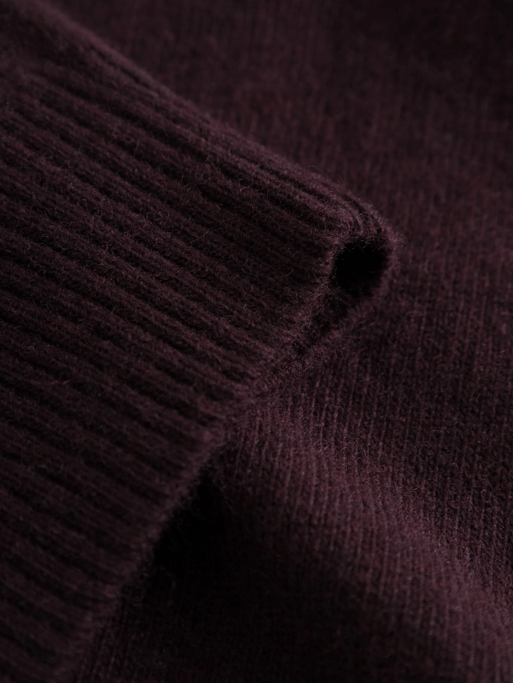 Basic o-neck knit - Deep Mahogany