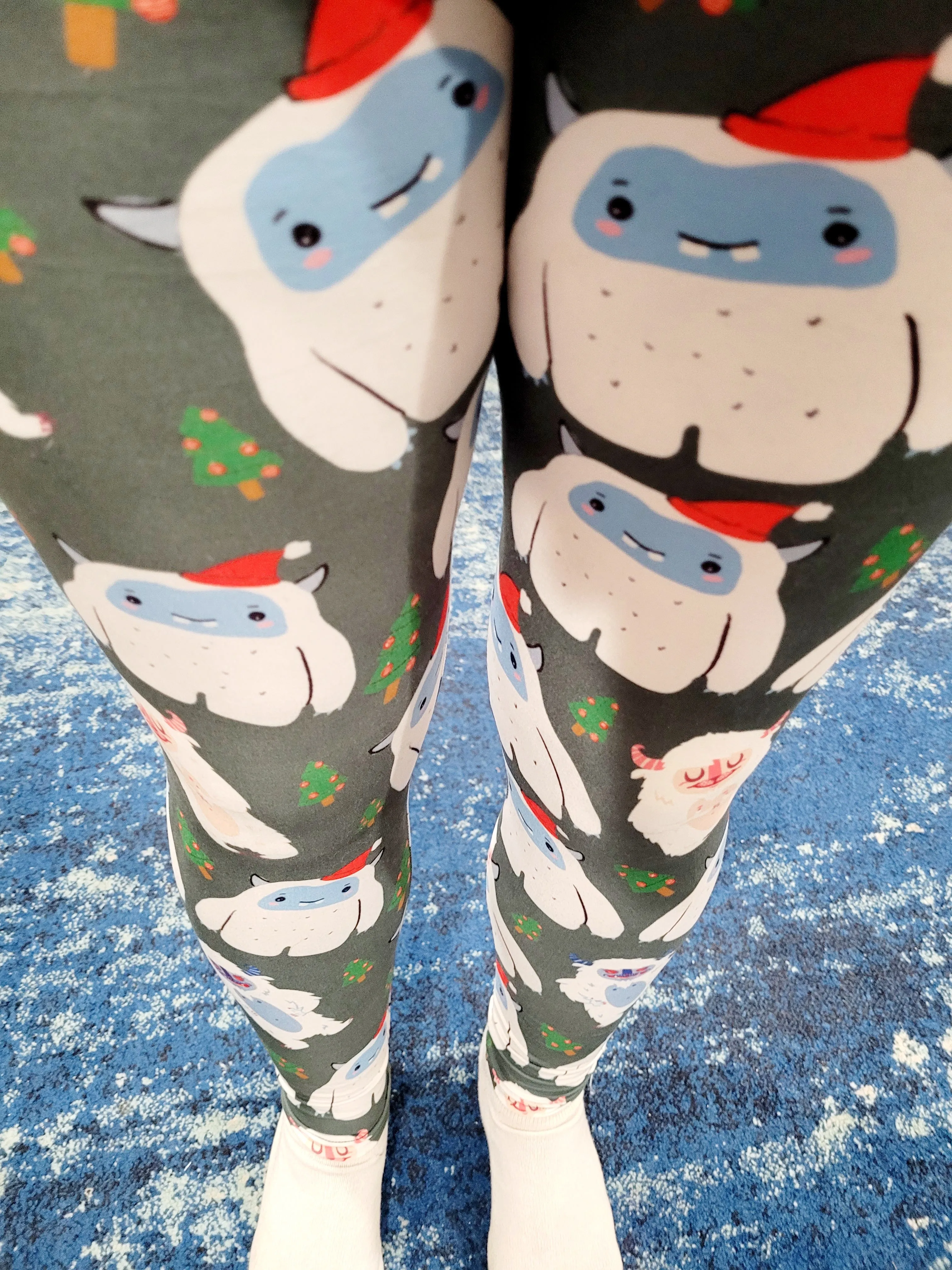 Cutie Yeti - High-quality Handcrafted Vibrant Leggings